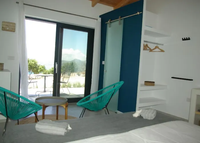 Bed & Breakfast Kefi Spitia 3*