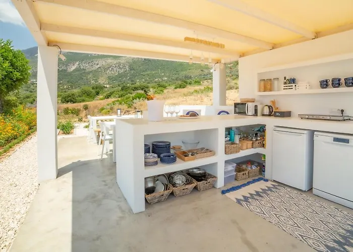 Alojamento de Acomodação e Pequeno-almoço Kefi Spitia